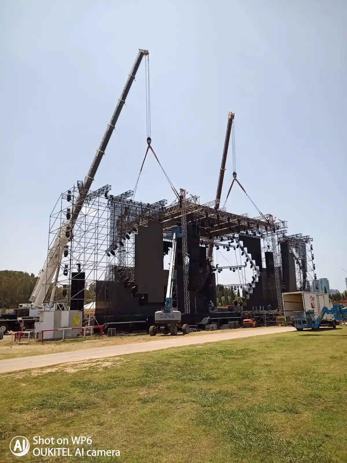 השכרת מנופים לאירועים