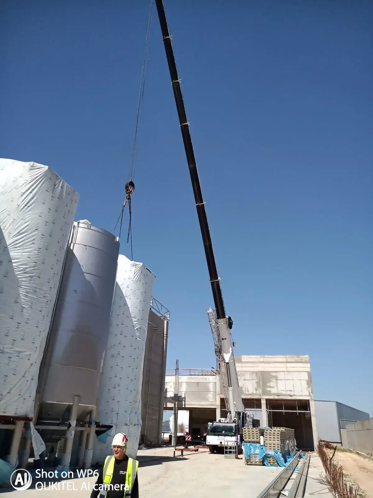 מנוף להשכרה